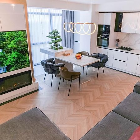 White Residence เอโฟริเอนอร์ด ภายนอก รูปภาพ