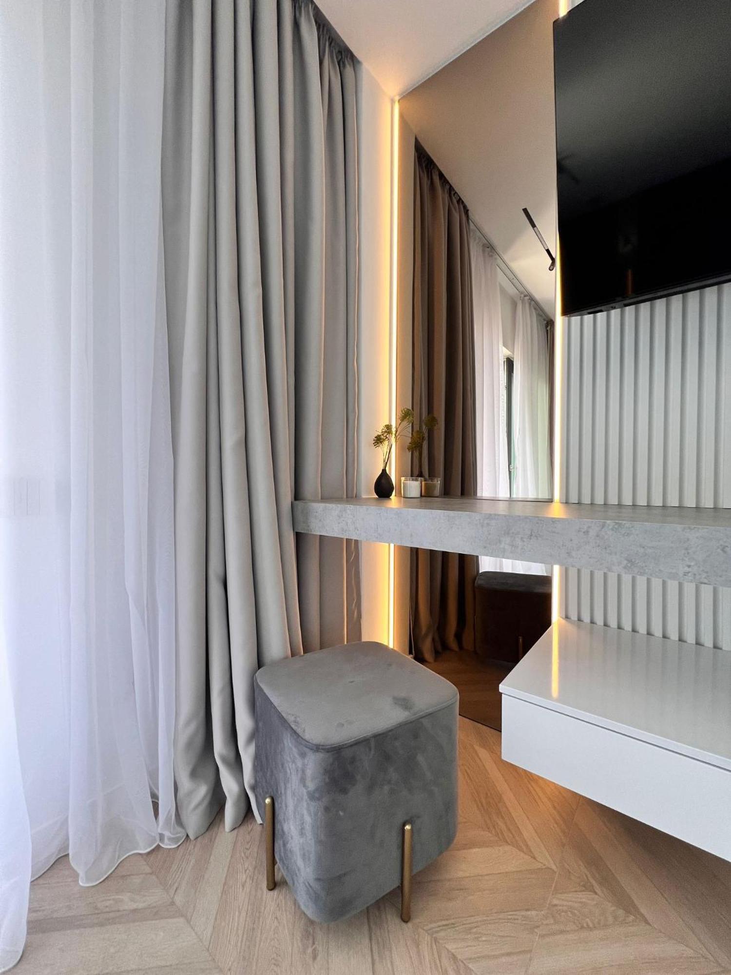 White Residence เอโฟริเอนอร์ด ภายนอก รูปภาพ